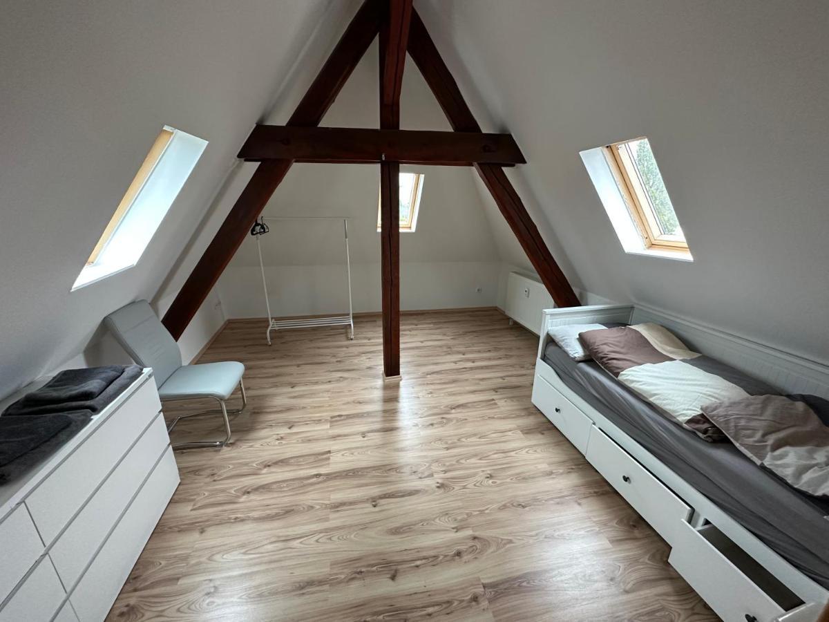 Schoene Grosse Maisonettenwohnung In Weissenthurm Exteriér fotografie